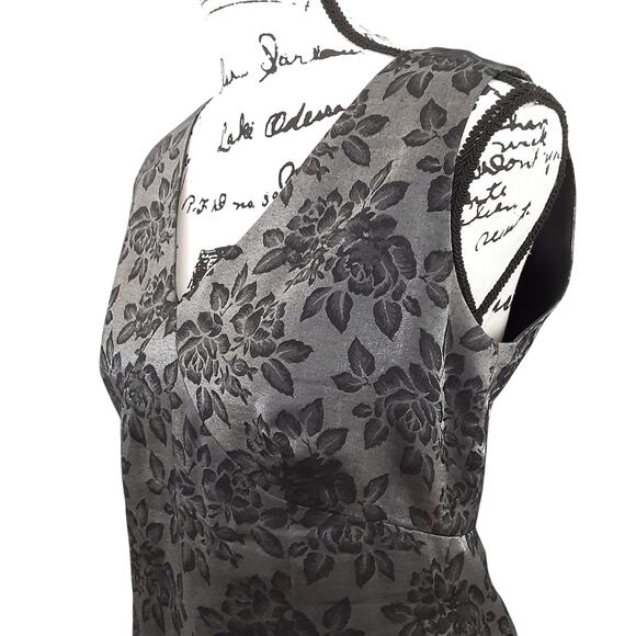 Liz Claiborne Sheath Dress Dark Floral Crushed Velvet Bodycon Cocktail Dress 8 - Picture 5 of 13